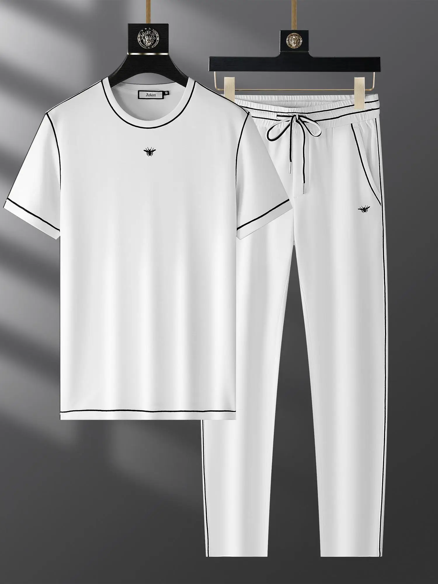 

Mod Sportswear Set for Men with Embroidery round Ne T-irt And Sweatpants in Summer 2026 Color Blo Striped Design