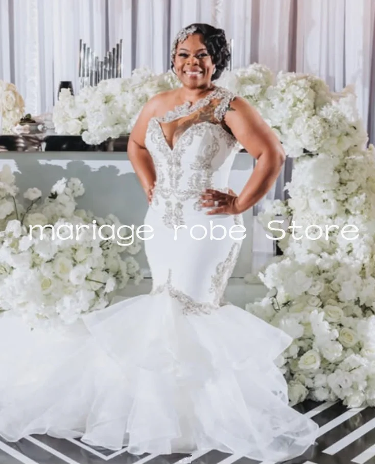 One-Shoulder Mermaid ชุดแต่งงานยาว Sparkly คริสตัล Ruffles รถไฟ Customized แอฟริกันชุดเจ้าสาว vestido de novias