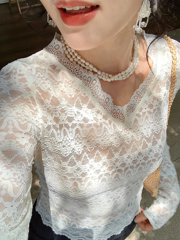 

Yuan ng French Sle Long Sve Lace Base irt Женская футболка ort Top с v-образным вырезом и цветочной отделкой для осеннего сезона