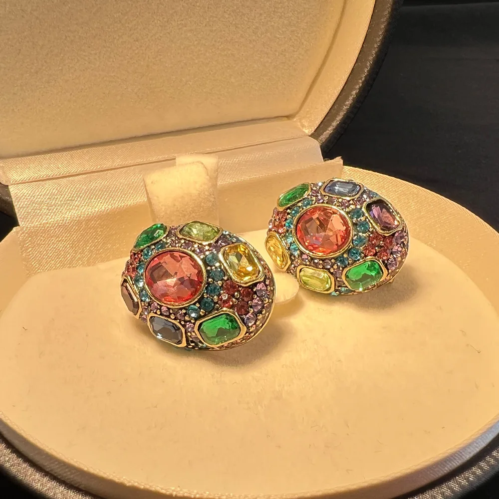 

DIY accessories Original vintage stud earrings vintage color studded with zirconium exquisite, versatile copper gold-plated ring