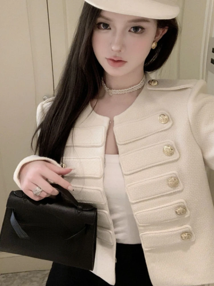 Рисунок 4 - 2204, зимняя мода