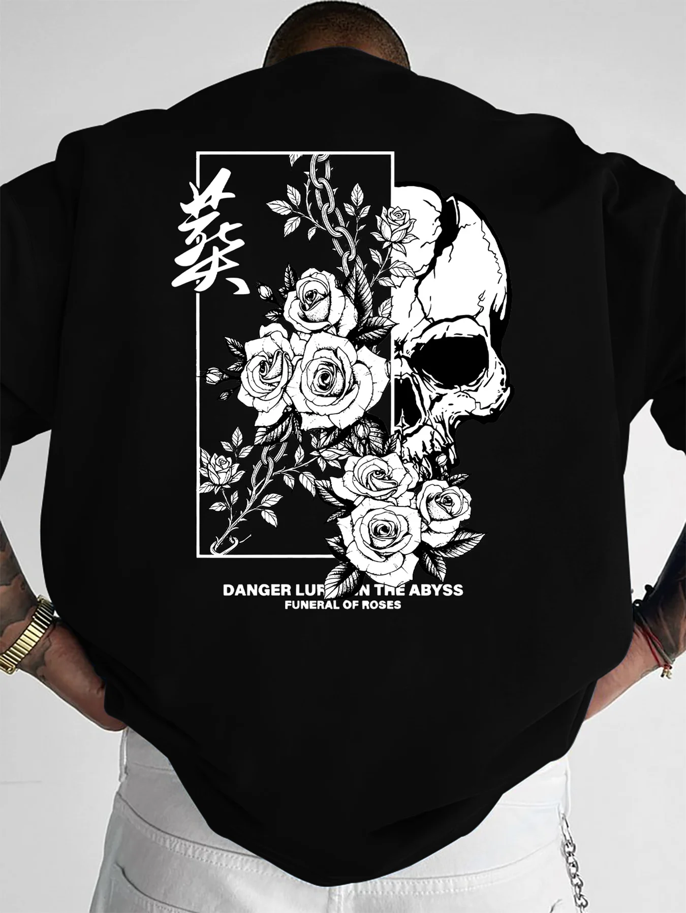 Neujahrs-Sonderangebot: Dark Rose Skeleton Street Style Herren-T-Shirt! Kunstillustration „Rückfusion von Schädel und Rose“