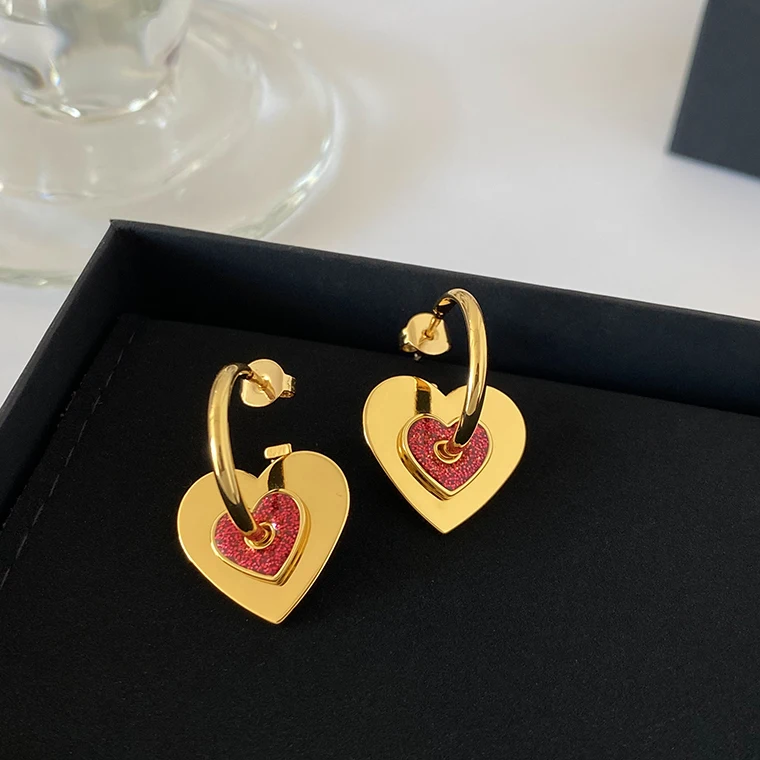 Hot Designer Brand Removable Red Heart Gold Earrings Woman Luxury Jewelry Party Gift Trend Japan Korea