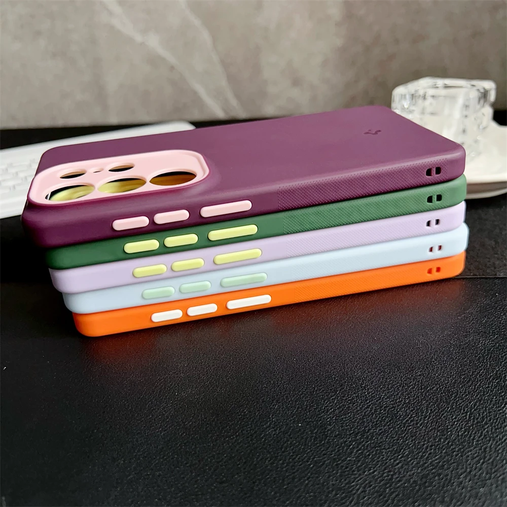 Etui Spigen Fit MagFit Hide z płynnego silikonu z magnetycznym mocowaniem do Samsung Galaxy S26 Ultra S25 Ultra, kompatybilne z bezprzewodowym ładowaniem Magsafe. — zdjęcie produktu 4