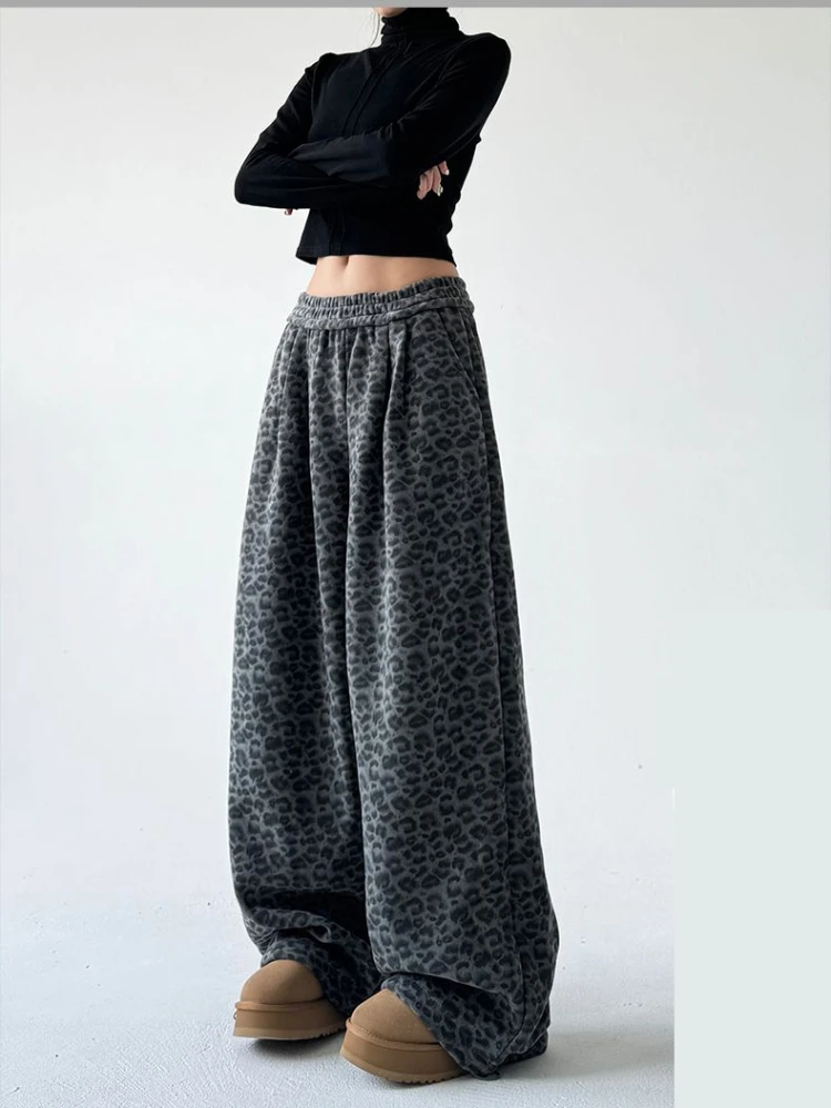 

Winter fleece-lined American retro leopard print women's casual pants Y2K Harajuku spicy girl elastic waist warm leg pants emo
