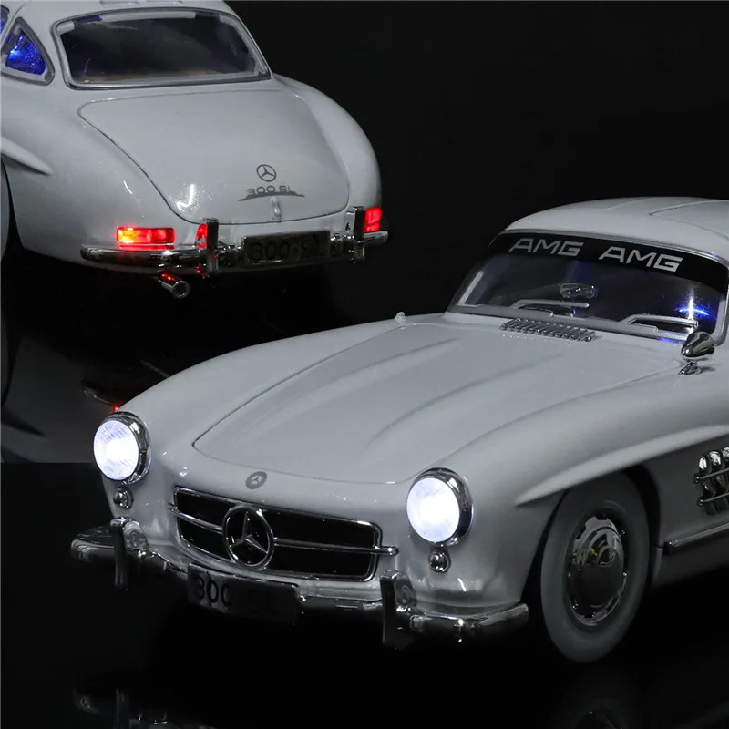 Coche deportivo de aleación Vintage 1:18 300SL, modelo de Metal fundido a presión, vehículo Retro clásico, modelo de coche, simulación de sonido y luz, juguete para regalo para niños