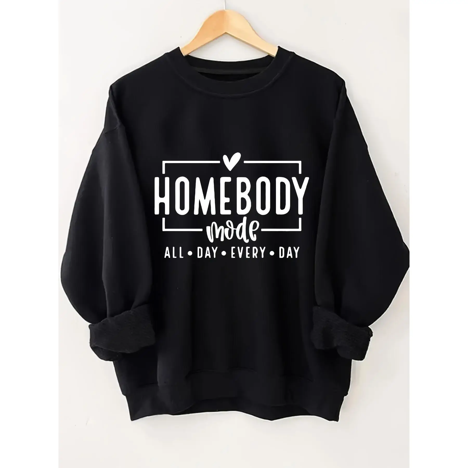 

Homebody Mode Slogan Sweatshirt Women's Crewneck Loose Fit Jumper Cozy Pullover Tops for Lazy Day Loungewear Fall Winter