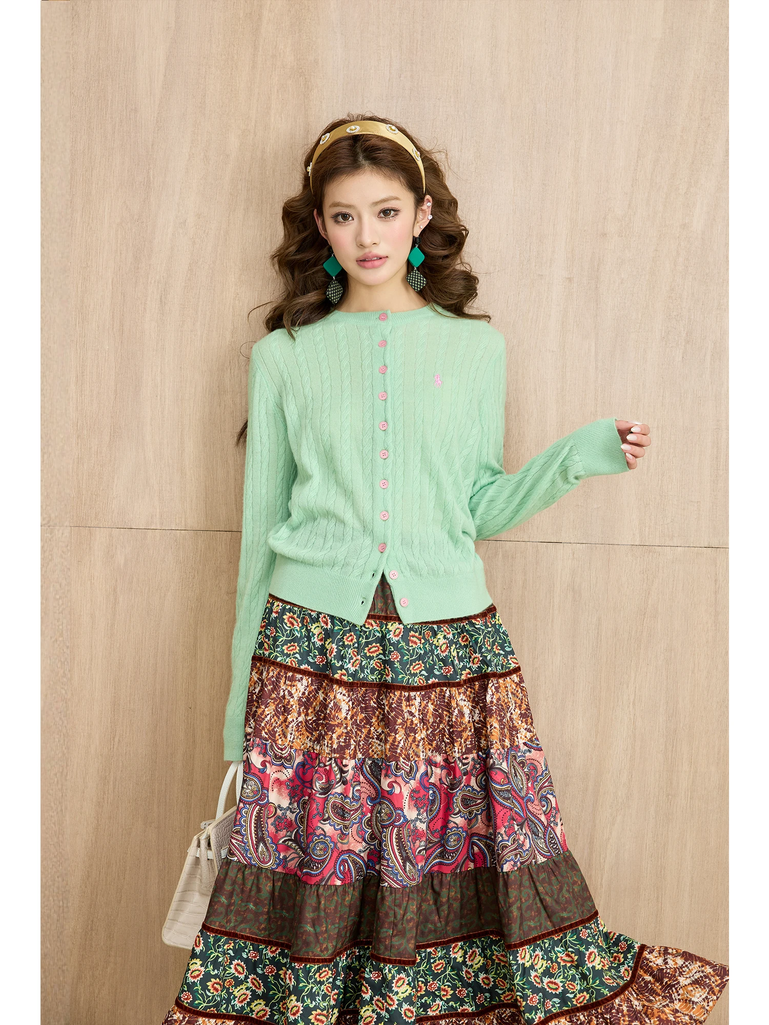 

Винтажный шерстяной вязаный кардиган MIUCO с длинными рукавами, на пуговицах, с вышивкой, для ранней весны, цветной, с цветовыми блоками