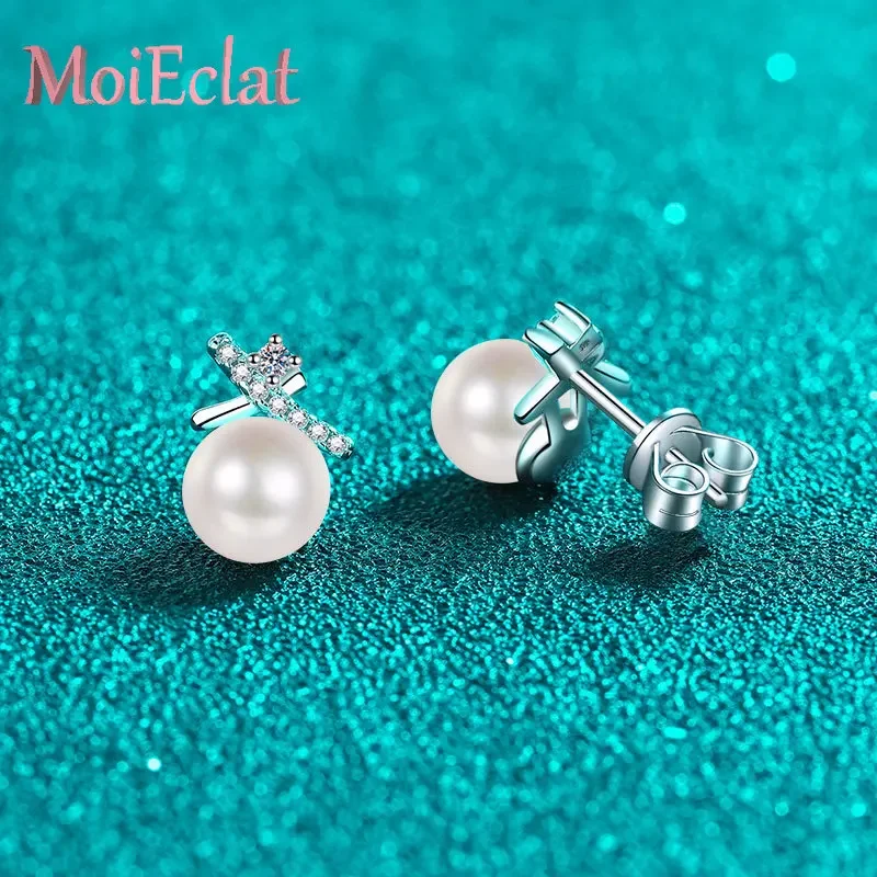 

Luxury 0.1ct Moissanite Crossover Design Stud Earrings for Women, Minimalist Gift 6mm Freshwater Pearl Platinum Pt950 Jewelry