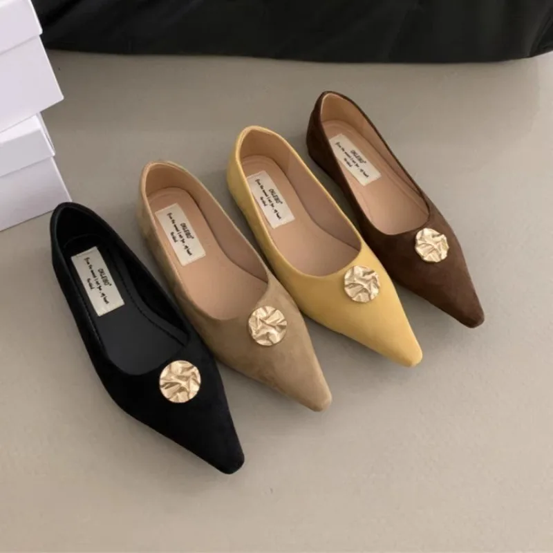 

Spring 2025 New Flat Shoes Women's Pointed Head Shallow Mouth Suede Metal Buckle Soft Sole Anti-slip Wear-resistant Single Shoes