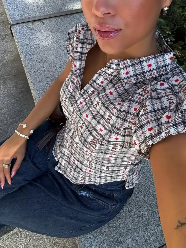 Casual Plaid Pattern Printed Shirt Women Short Puff Sleeve Single Breasted Lapel V-neck Crop Blouse 2026 New Summer Daily Op