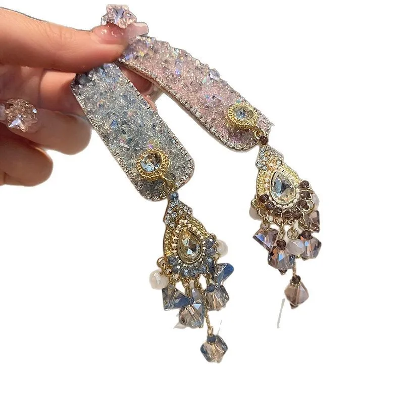 

Blue crystal, high-end side clip, broken forehead hairpin, fashion temperament, hairpin.