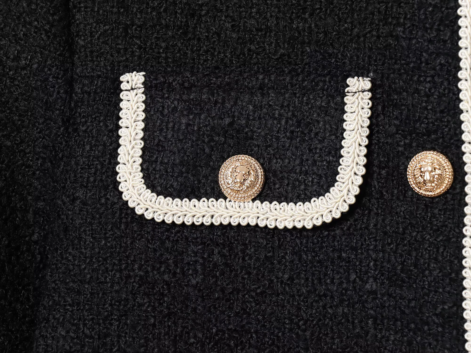 ZERAINS French temperament small fragrance style contrasting color round neck casual jacket spring new lace coarse woolen top