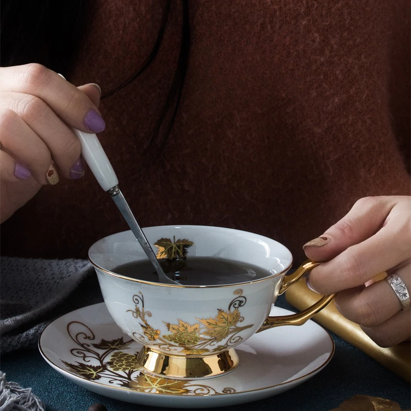 

Керамическая чашка в европейском стиле, креативная кофейная чашка для завтрака, простая домашняя гостиная, чашка для питья чая, кофейная посуда