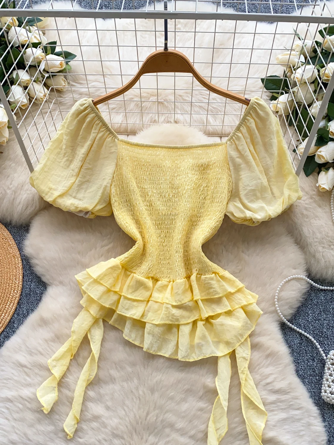 

Pure Desire Versatile Square Collar Bubble Sve irt Women's Summer Design Sense Pleated Waist Inconsistent Sa Top