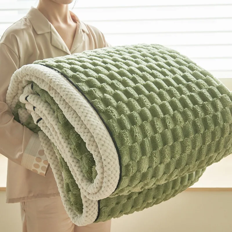 Flannel Blanket Thickened Nap Air Conditioning Blanket Double Sided Velvet Sofa Blanket Comfortable Machine Washable Colorfast