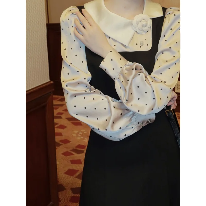 秋のレトロなフレンチウエスト削減と年齢削減サテン水玉模造ツーピーススリムヘップバーン気質ドレス