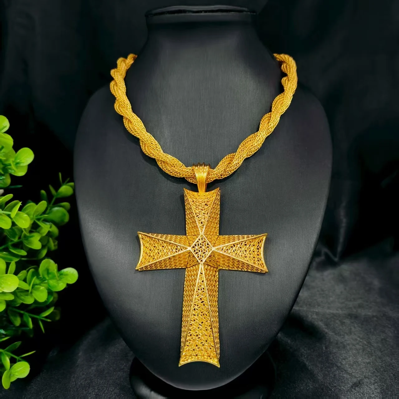 Fashion Personality Religious Pendant Women Men Gold Plated Big Cross Necklace Jewelry Accessories