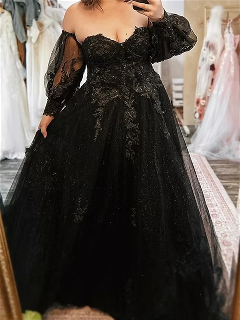 Tokyo – robe de mariée noire personnalisée, épaules dénudées, manches longues, ligne a, élégante, longueur au sol, 2025