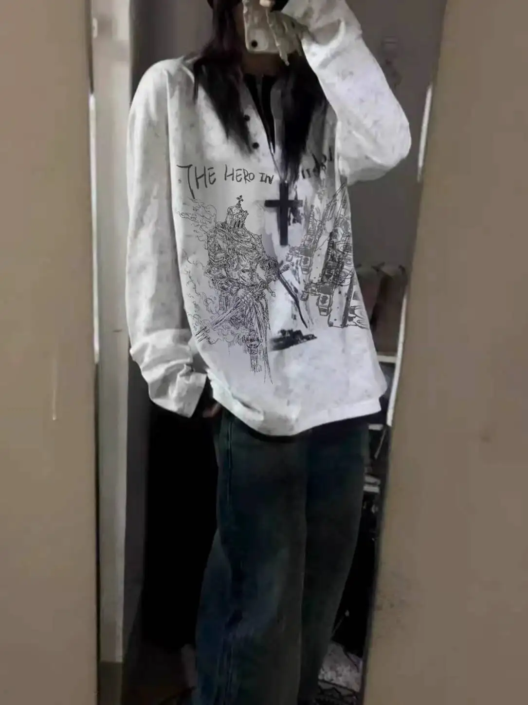 Fake Two Piece V Neck Versatile Base Layer Autumn Winter New Henley Collar Knight Castle Portrait Pearl Button Long