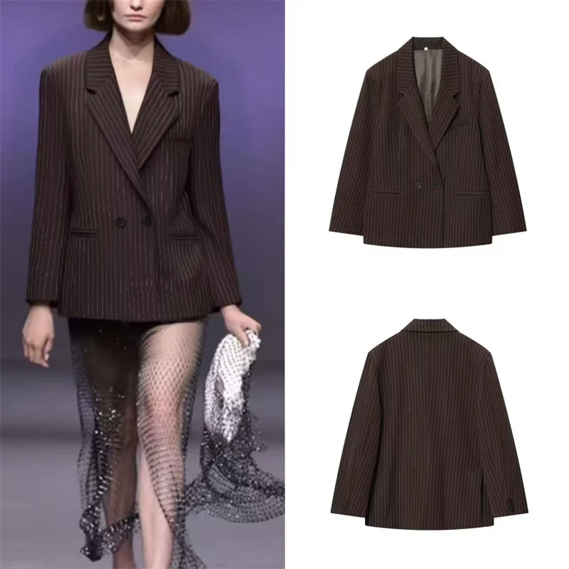 سترة بدلة فضفاضة مخططة عمودية بنية جديدة لخريف 2025 مزدوجة الصدر للتنقل متعددة الاستخدامات #1