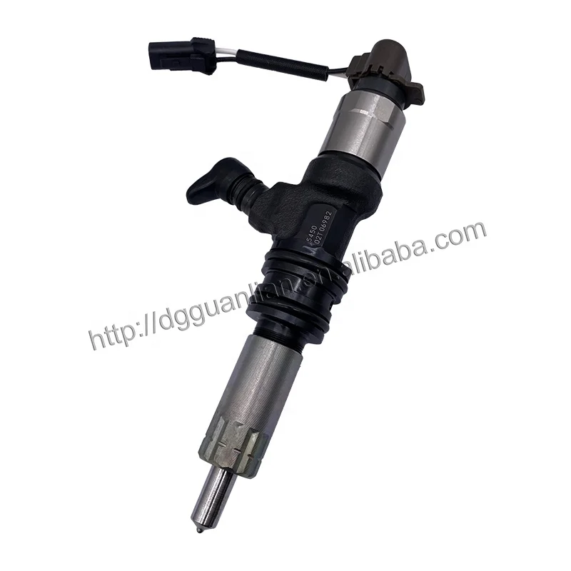 High Quality Common Rail Fuel Injector 095000-5450 ME302143 For MITSUBISHI 6M60