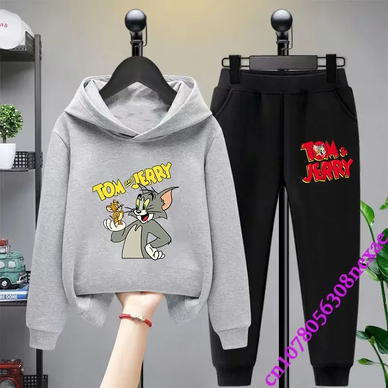 2024 nuovo Set per bambini Disney Tom e Jerry primavera e autunno Cartoon Anime ragazzi e ragazze stampano Top e pantaloni sportivi 2 pezzi