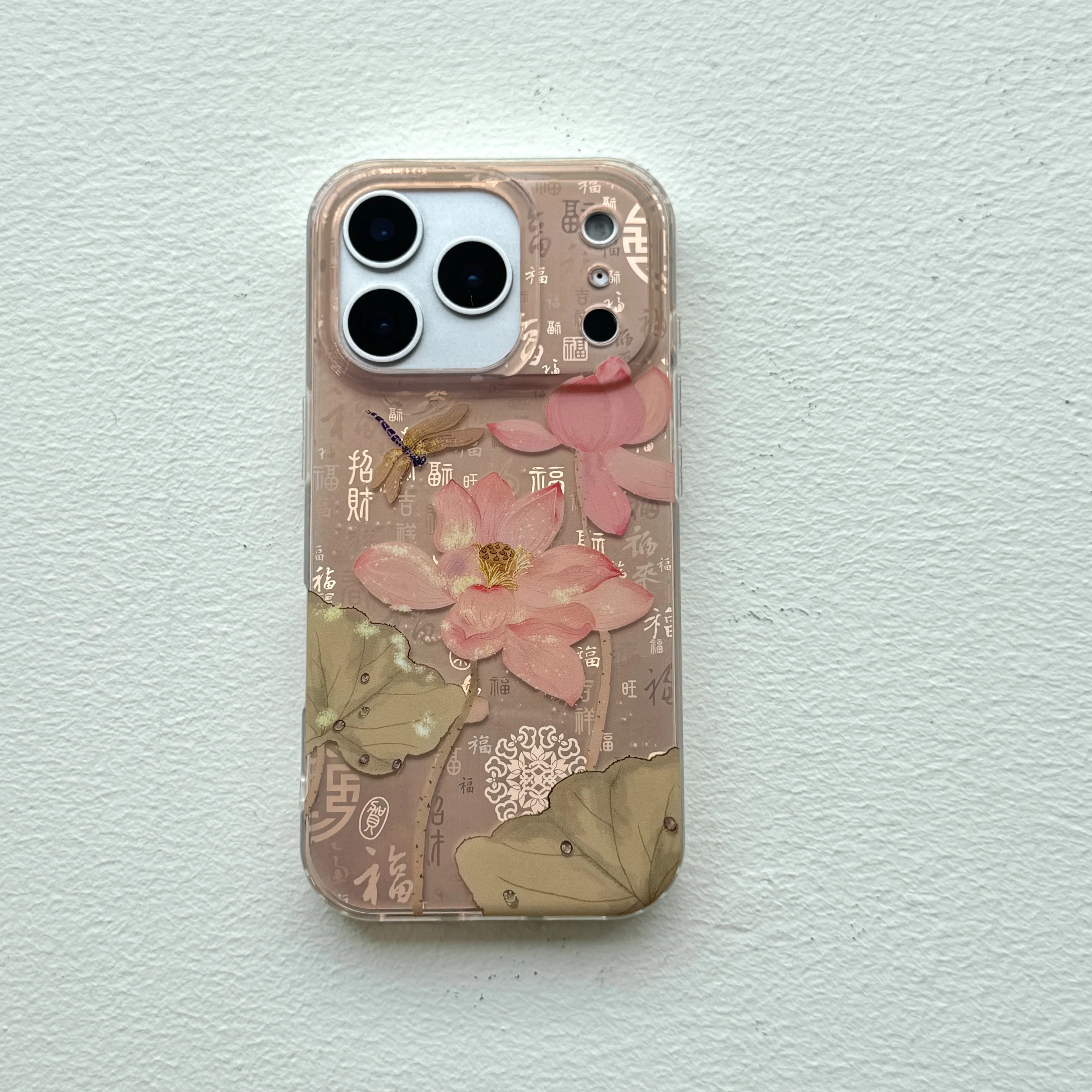 Traditionelle rosa Lotus-Libelle und goldene verheißungsvolle Worte Handyhülle für iPhone 17, 16, 15, 14, 13 Pro Max Rückseite Handyhülle