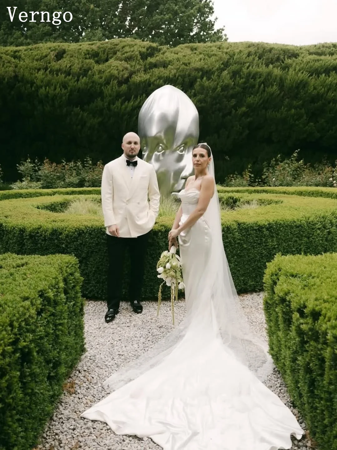 Verngo Prosta Satynowa Klasyczna Suknia Ślubna Dekolt w Serek Syrena Maxi Suknie Ślubne Damskie Suknie Ślubne do Sesji Zdjęciowych Suknia Ślubna vestido de noiva