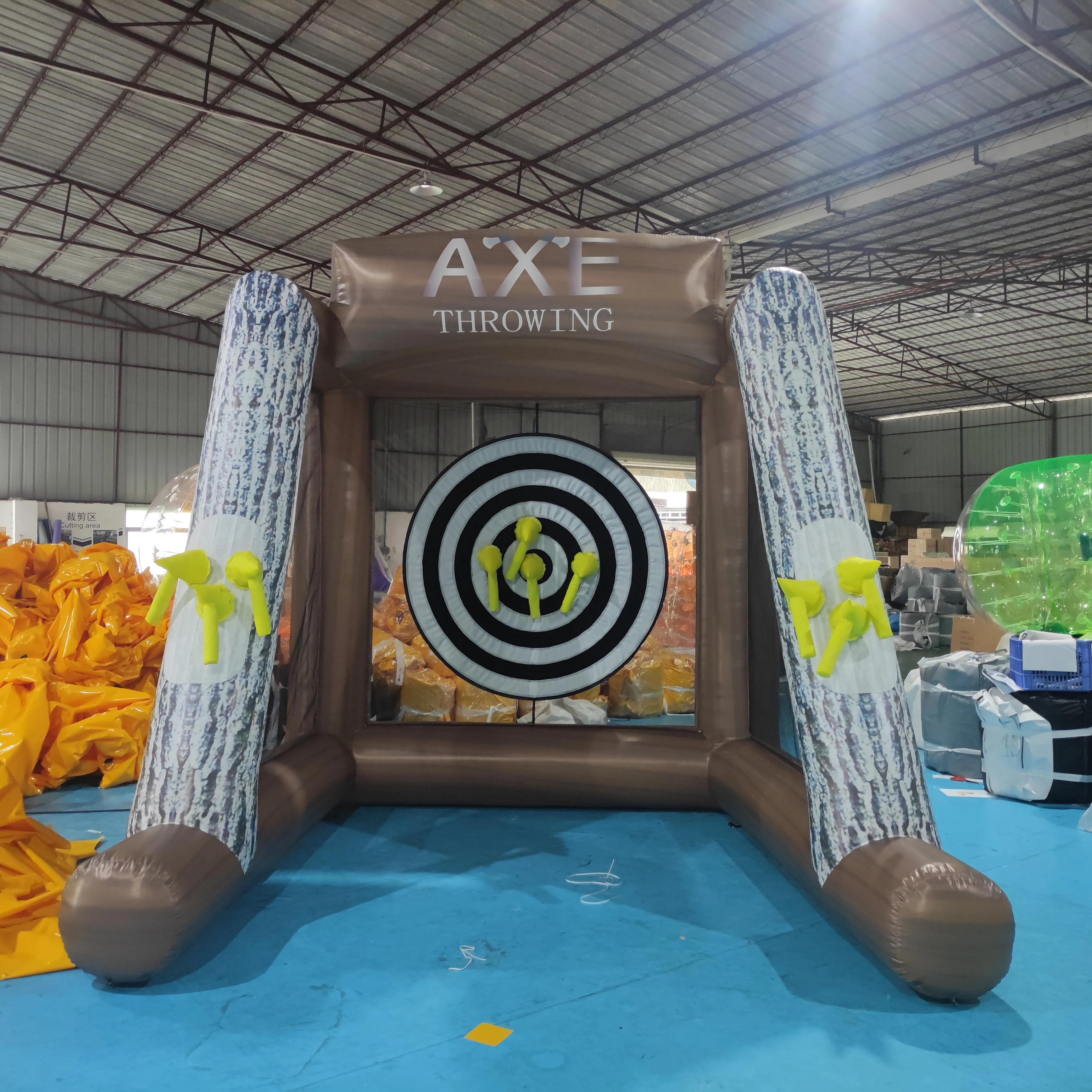 

Детская площадка, надувная топор, бросок, детские игры, надувные игрушки, топор, бросание игры, арендалы, боевой топор