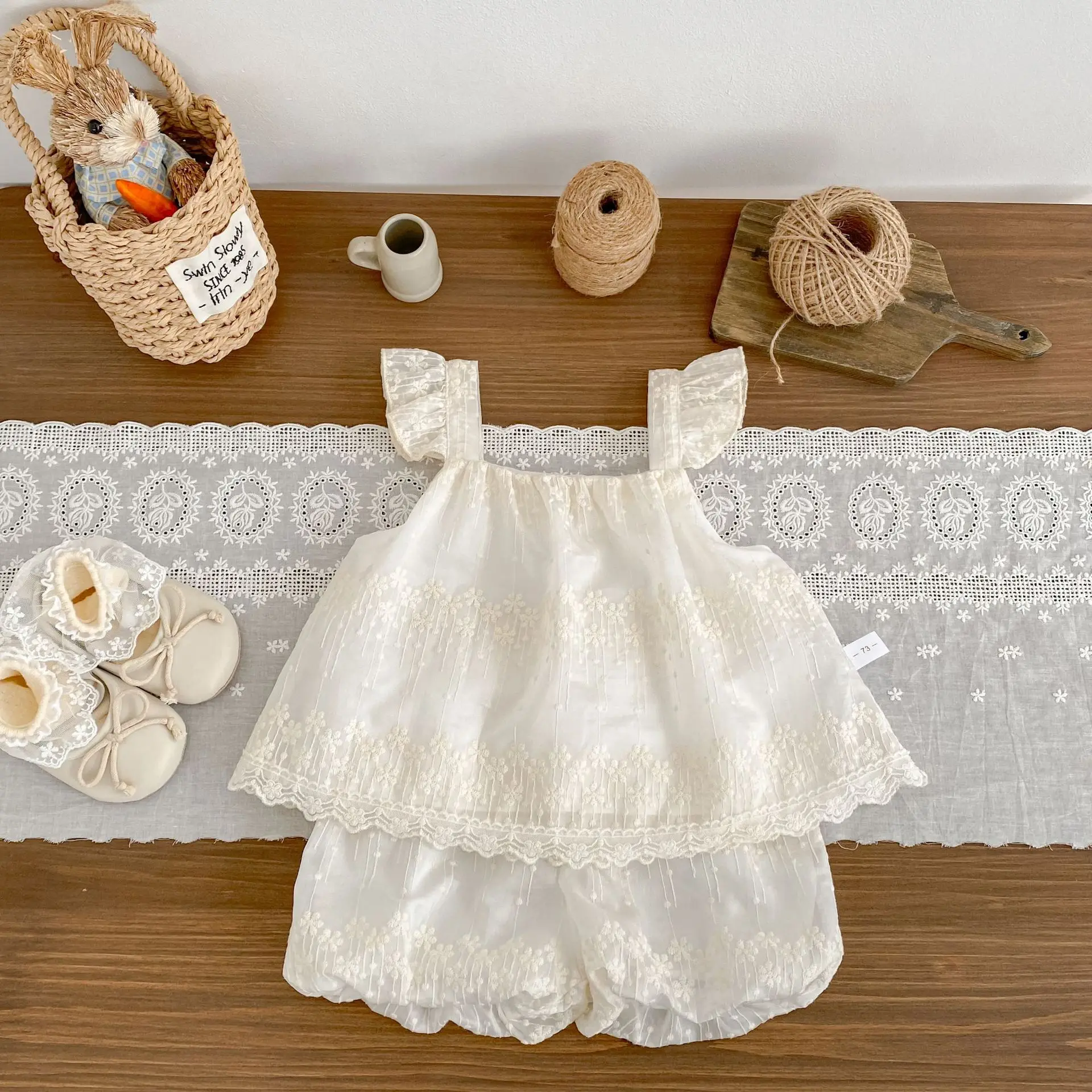 2026 New Girl Baby Summer Set Flying Sleeve Top+Flower Bud Shorts Sweet Wind Girl Outing Two Piece Set