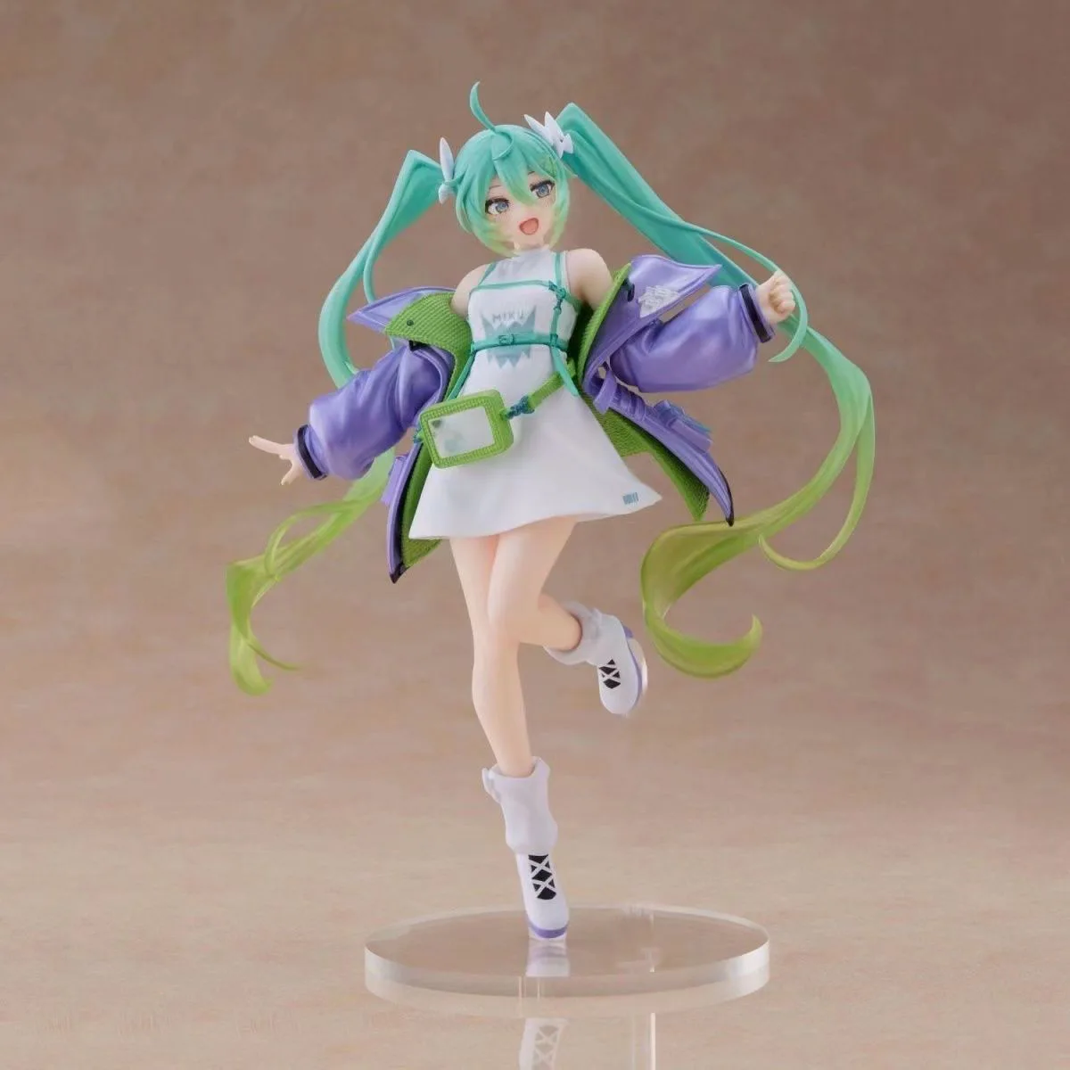 Hatsune Miku แฟชั่นเชียร์ลีดเดอร์20ซม. หุ่นเด็กสาวสวยของสะสมรูปปั้นเด็กผู้ชายของตกแต่งเดสก์ท็อปเครื่องประดับของเล่นของขวัญ