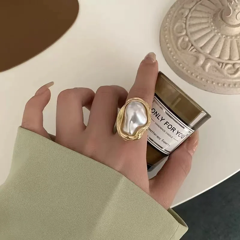 A New, Fashionable And Exaggerated Baroque imitation Pearl Retro Floral 6-piece Open Women's Ring set From Europe And America, S image 5