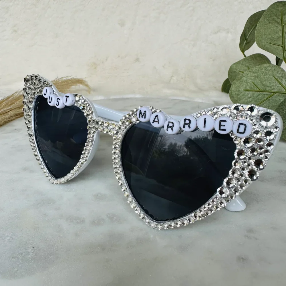 Blinged Just Married Rhinestone Embelished Sunglasses for Bachelorette Party Supplies Wedding Decor Photo Props Bride To Be Gift