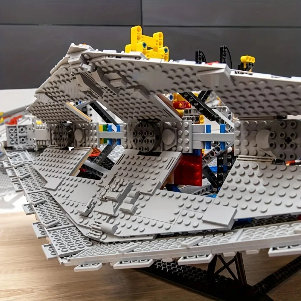 Blocs de construction de vaisseau spatial ultime, 4784 pièces, avec figurine, modèle de vaisseau spatial détaillé, briques à assembler, cadeaux pour adultes
