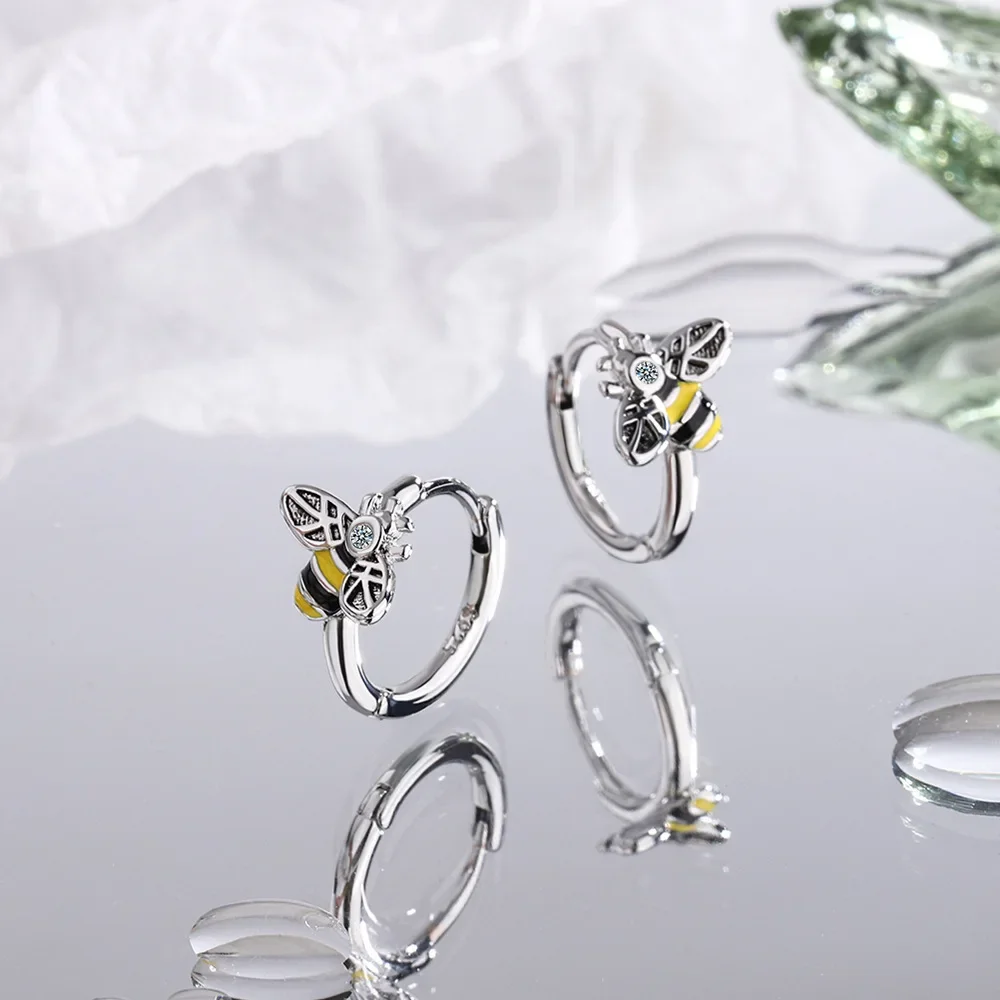 

925 Sterling Silver Bee Earrings Charm Women Trendy Fine Jewelry Prevent Allergy Party Accessories Gifts