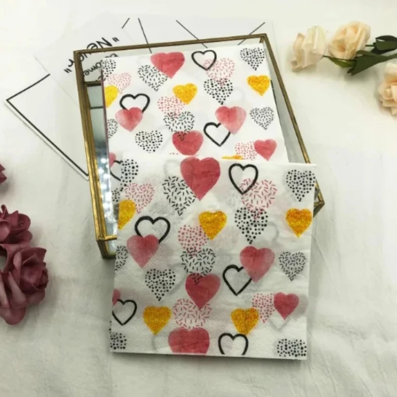 20pcs 33cm Colorful Printed Napkins 2-Ply Love Models Wedding Decorative Paper Napkins Wedding Party Folded Square Napkins