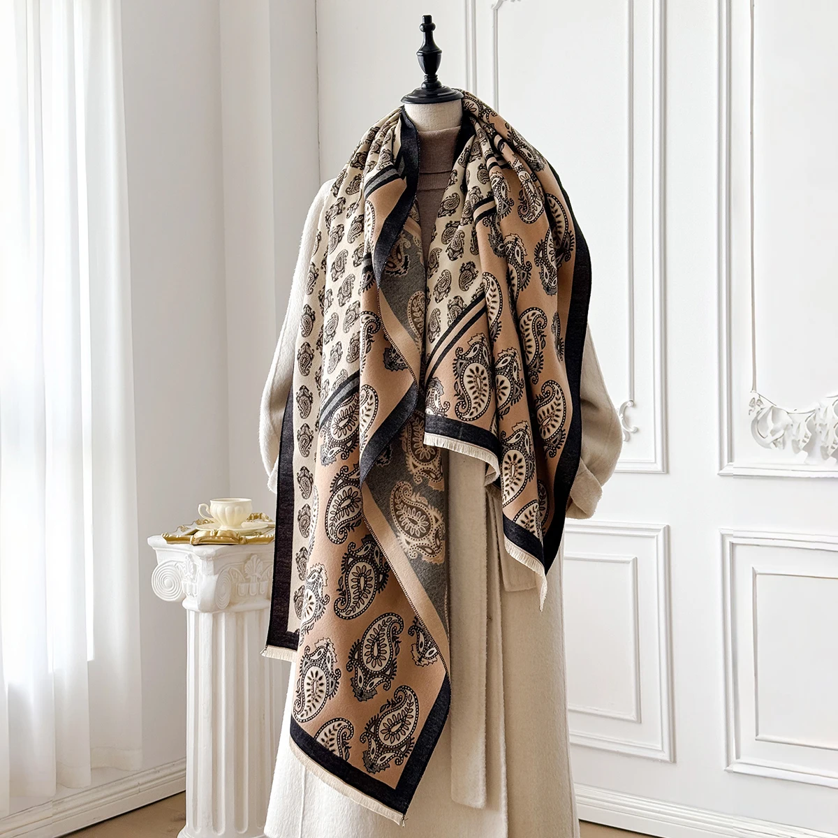 

Brand Fashion Winter Cashmere Shawl for Women - Tasseled Vintage Floral Printed Oil Painting Style Pashmina Thick Scarf & Poncho