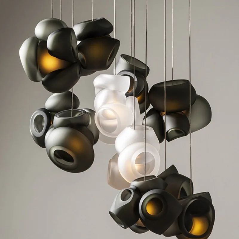 

New postmodern chandelier black and white combination art chandelier hotel lobby banquet hall engineering light