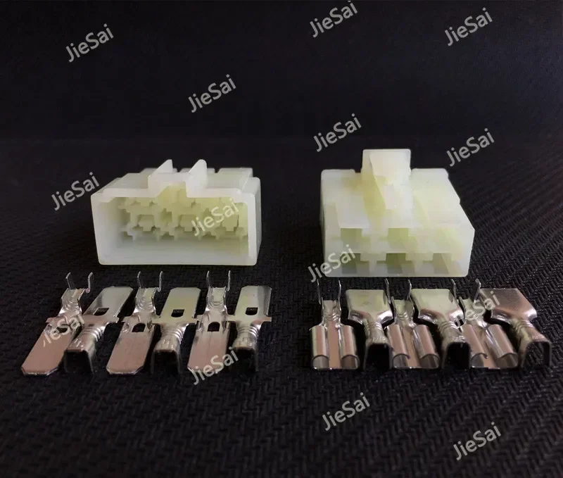 

Auto Wire Connector 6 Pin Female And Male Socket With Terminals 6070-6481