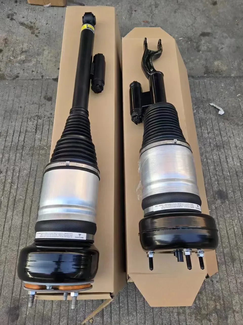 Factory Direct NewFor Mercedes S W223 4Matic Front Left Air Shock Absorber 2233208903 Replacement with Airmatic System