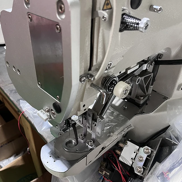 BT-430D-MO Eyelet Punching Sewing Machine Industrial Computer Eyelet Hole Making Machine