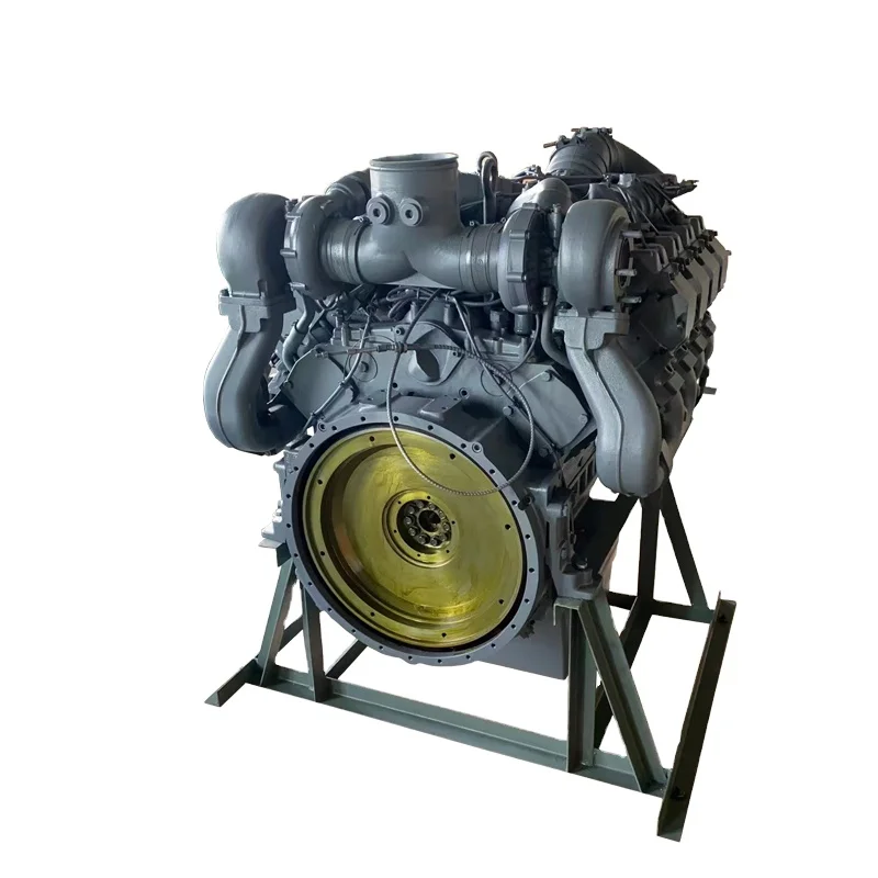 Machinery Diesel Engines Water Cooled 8 Cylinder 4 Stroke BF8M1015CP 400kw To 440kw 1800rpm To 2300rpm For Deutz Engine Assembly