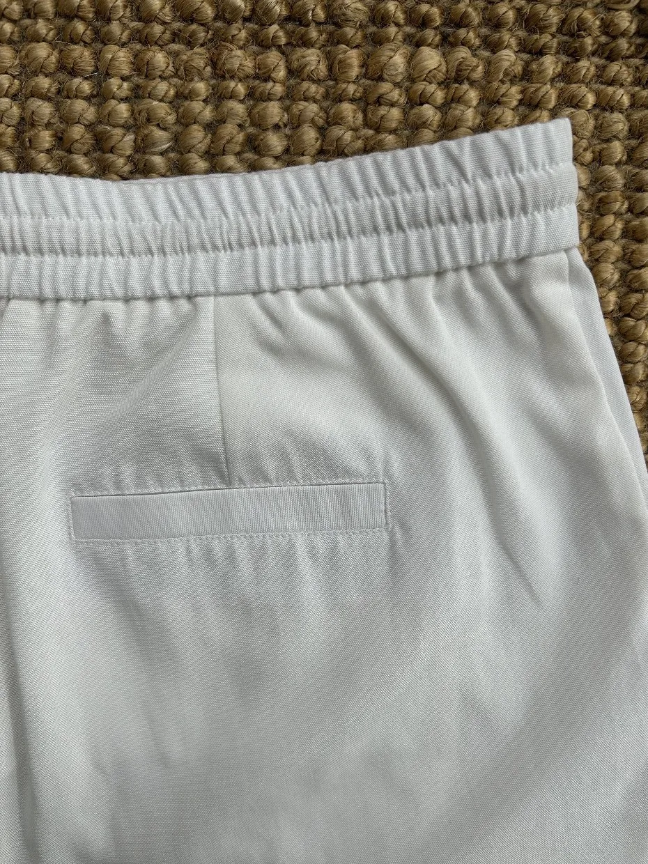 Mens Old Money Style 2026 New Spring Summer High Density High Count Combed Cotton Shield Embroidery Drawstring Casual Shorts