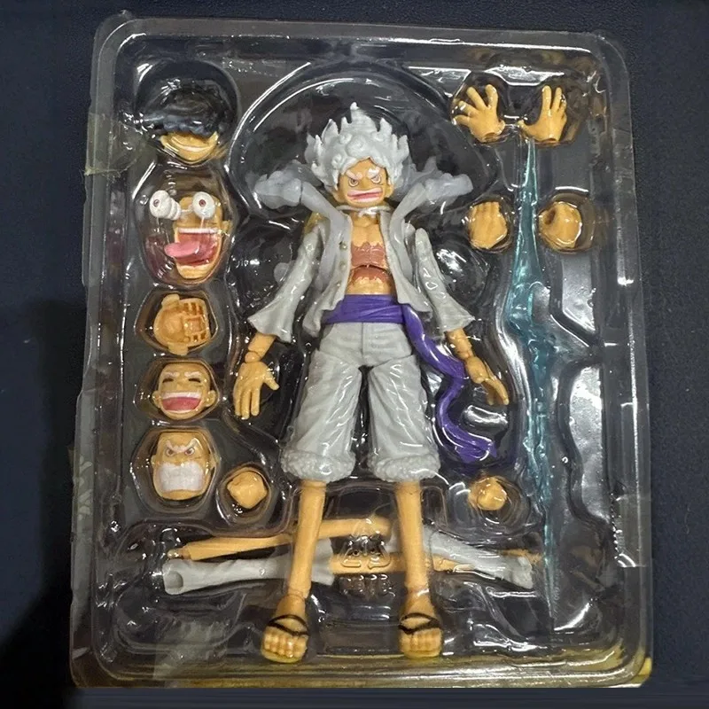 Une pièce Shf singe D Luffy Figure Gear 5 dieu du soleil Nika Luffy Figurine d'action PVC modèle décoration jouets d'anniversaire cadeaux