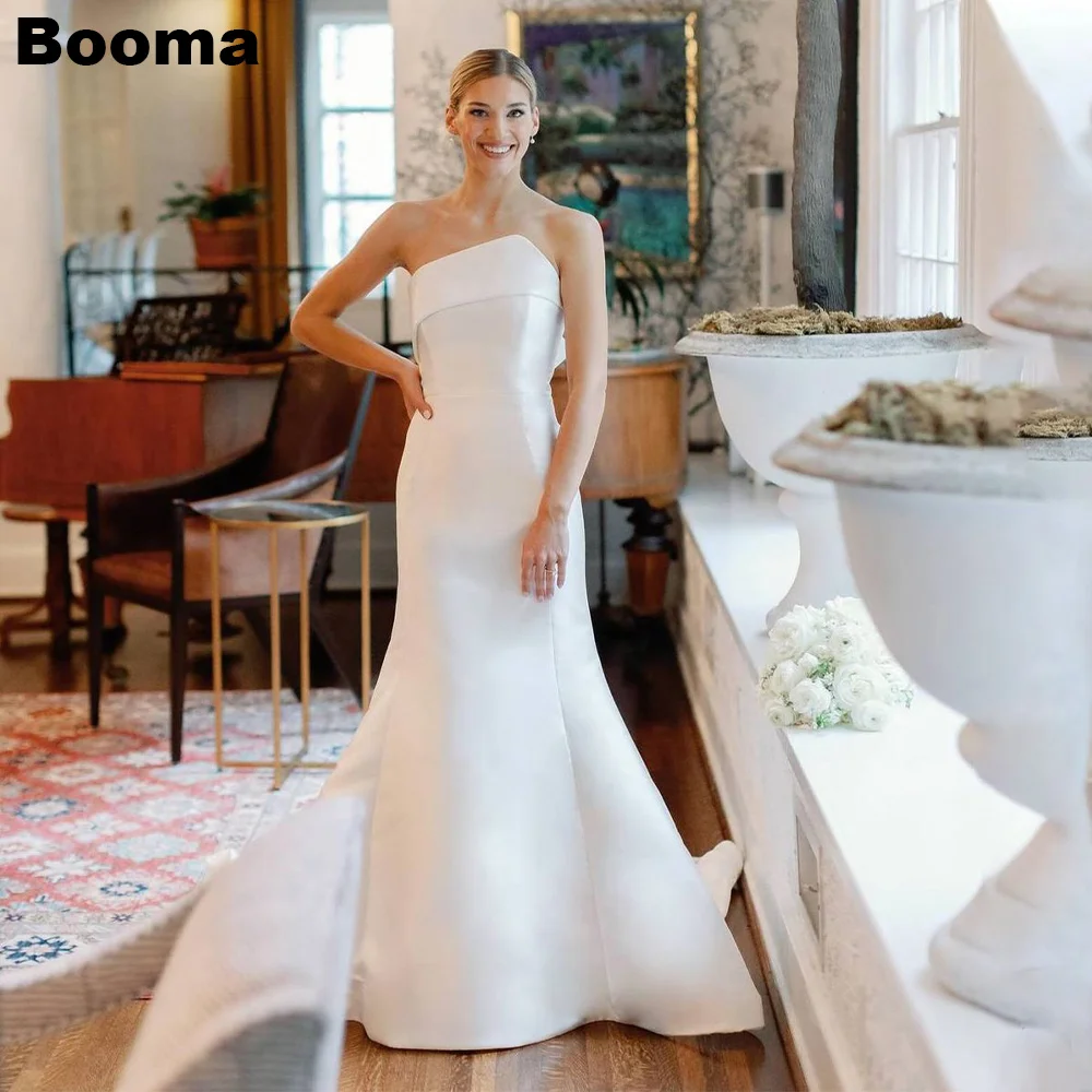 

Booma Elegant Mermaid Wedding Dresses Strapless Sleeveless Brides Party Dress for Women Sweep Train Bridals Evening Gowns