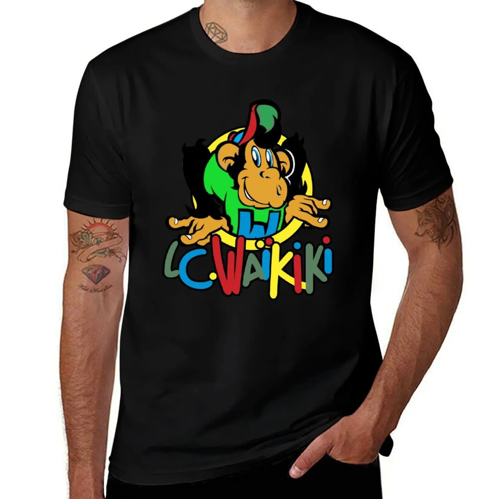 famous Waikiki T-Shirt Classic Graphic Short Sleeve Top T-Shirt