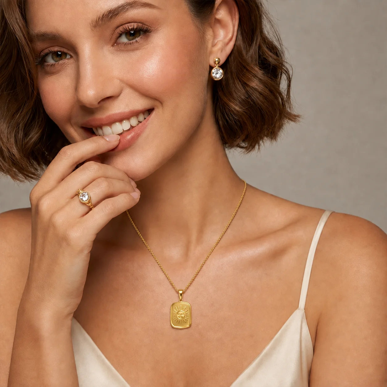 La. Muses Mixed Color Sun Moon Double Sided Pendant Stainless Steel Women's Necklace PVD Gold Plated Fashion Jewelry Accessories