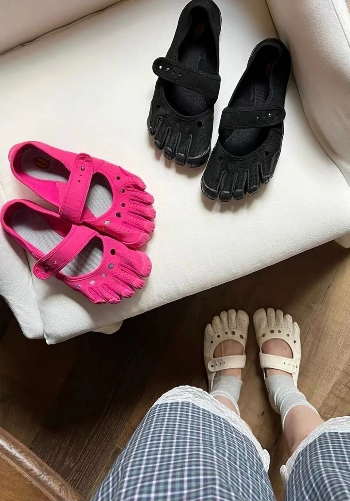 Latest Women's Indoor Yoga Pilates Five-Finger Shoes Barefoot Comprehensive Training Non-Slip Fitness Shoes in Box Fast Shipping