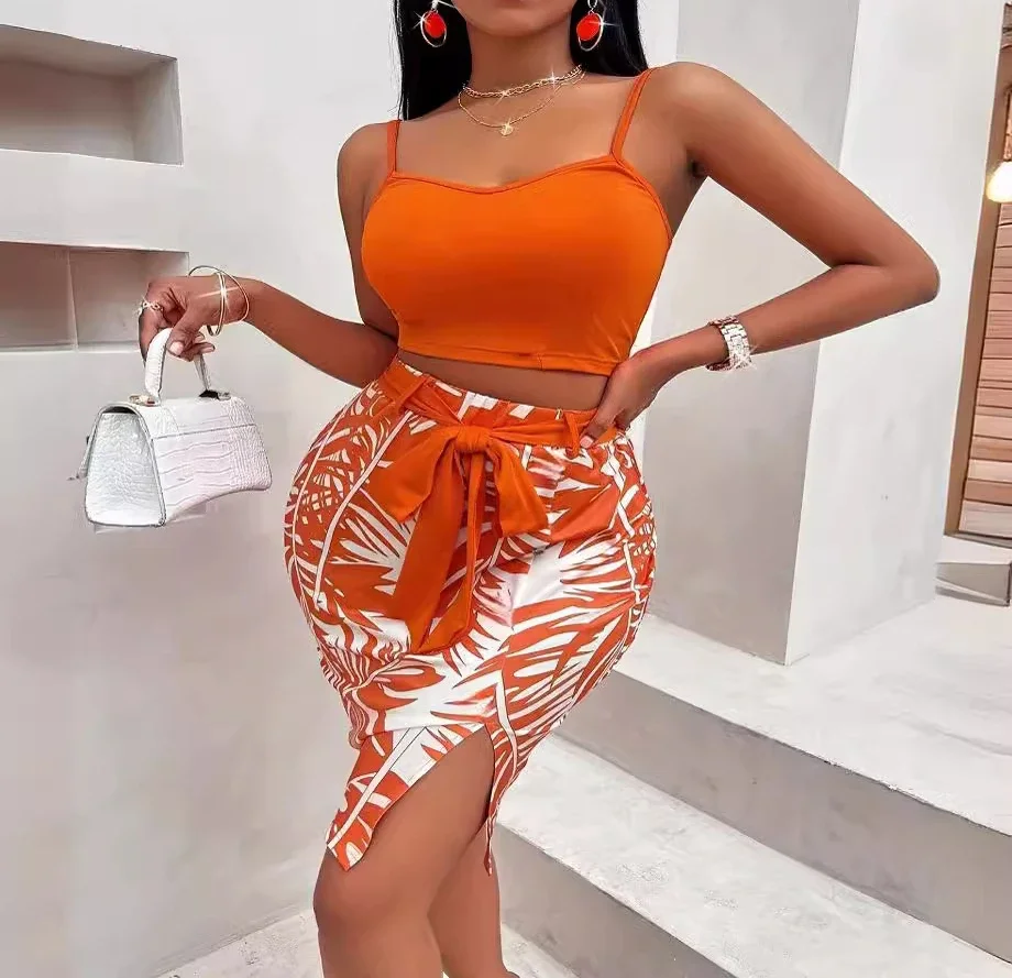 

Женский комплект из двух предметов, универсальный топ на бретельках с поясом и юбка до локтя, уличная одежда, весна-лето 2024